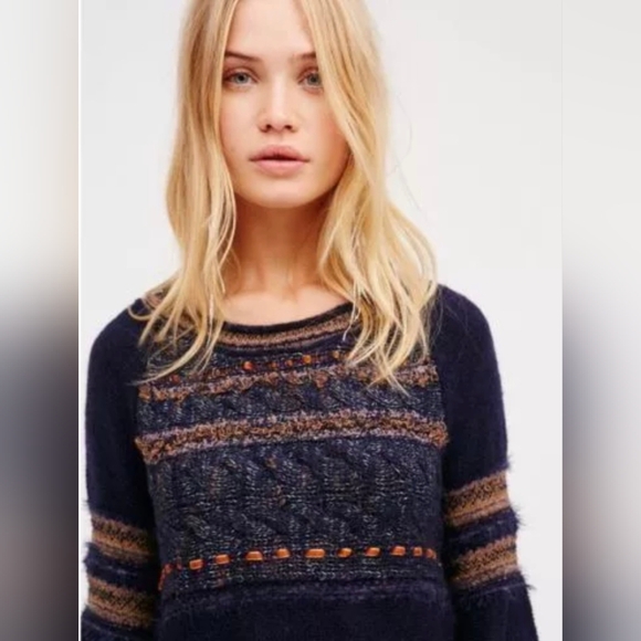 Free People Craft Time Bell Sleeve - Picture 3 of 8